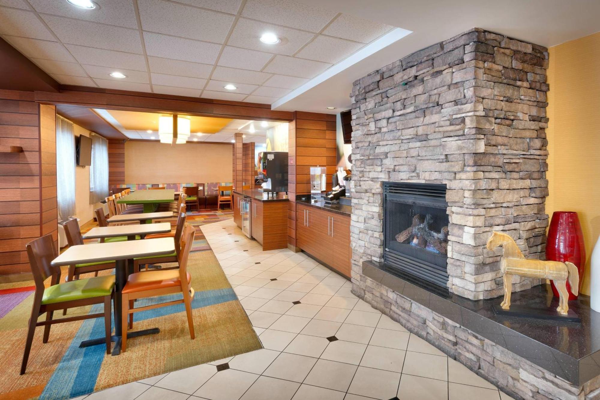 Fairfield Inn By Marriott Provo Bagian luar foto
