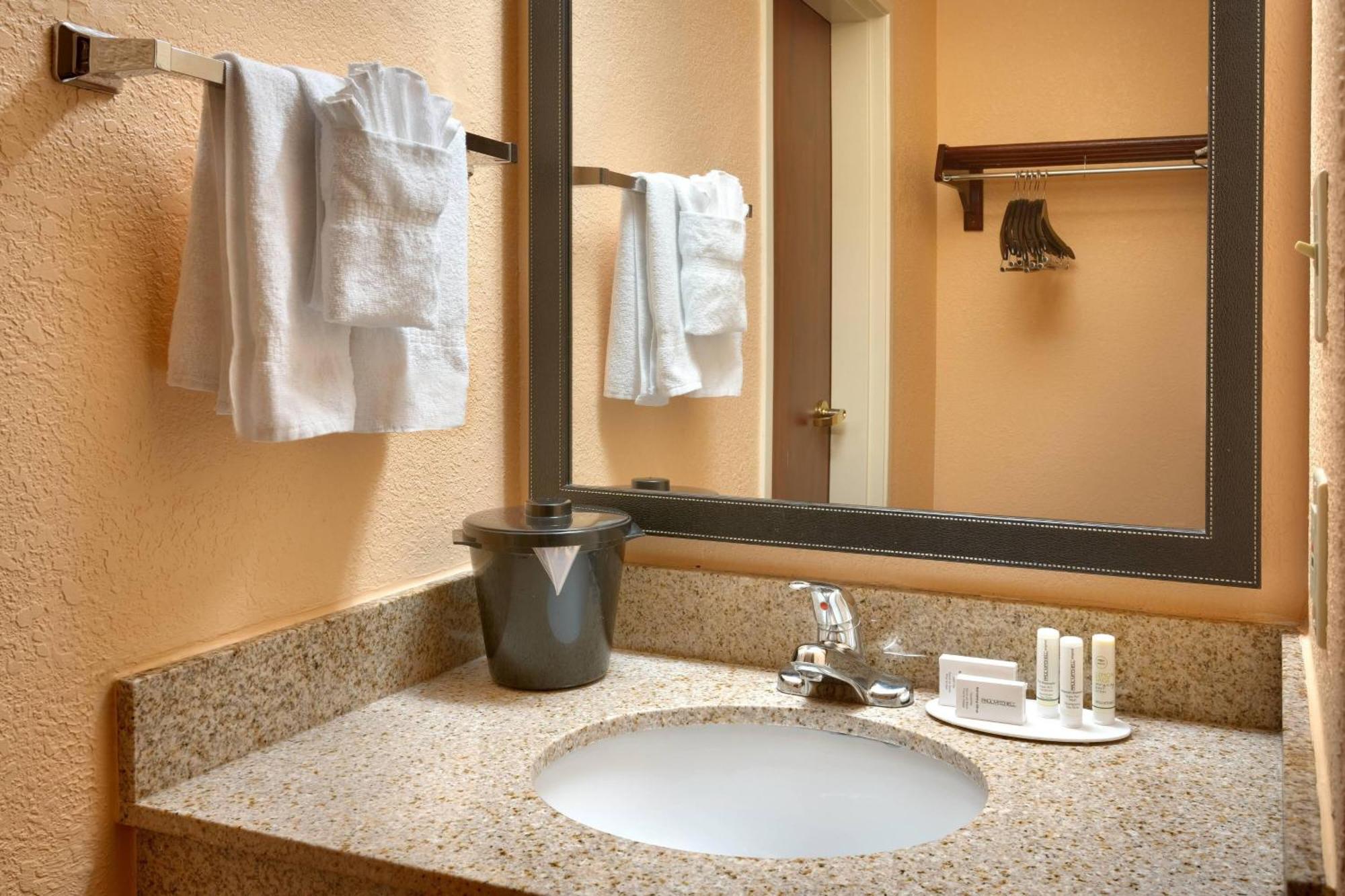 Fairfield Inn By Marriott Provo Bagian luar foto